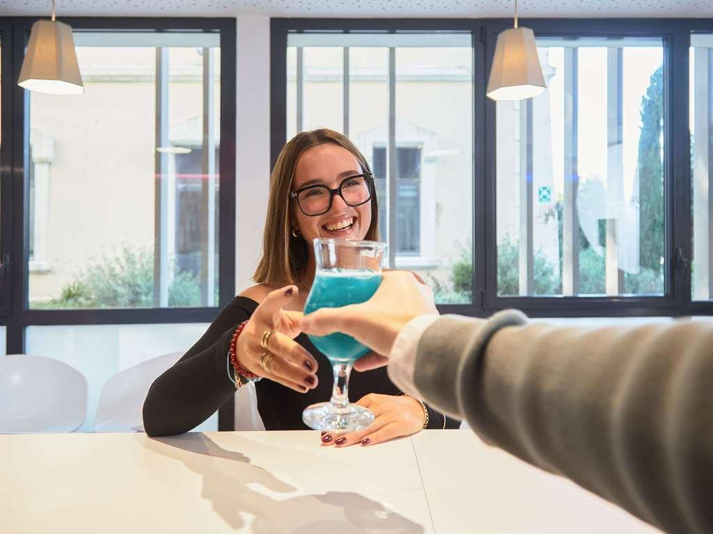 Hotel Ibis Styles Montelimar Centre Restaurant foto